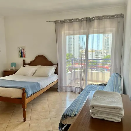 Rei * كوارتيرا