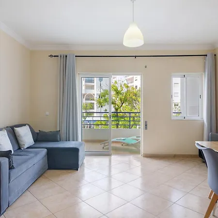 Rei Apartmán