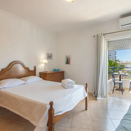 Rei Apartman